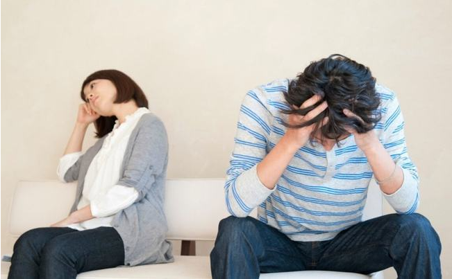 广州市婚外情调查取证：孩子手机上瘾 家长该怎么办